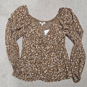 NWT Floral Top